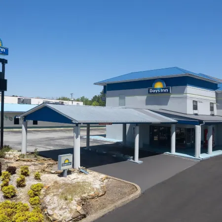 Days Inn by Wyndham Greeneville