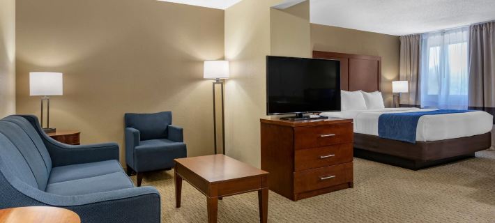 Comfort Inn Near Greenfield Village Hotels in Dearborn