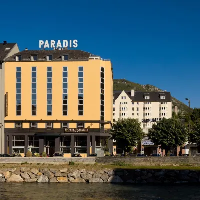 Hôtel Paradis Hotels near Monastere Du Carmel