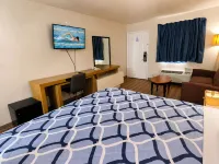Country Yard Inn Sikeston - Miner Exit 67 on I-55 Hotels in Scott County