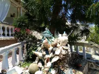 Relaxing Studio with Veranda 'n Garden - Huvilat