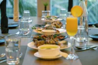 Kolaahalam Mainland Resorts & Spa - breakfast