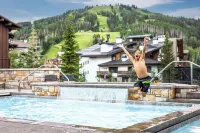 The Chateaux Deer Valley - Pool