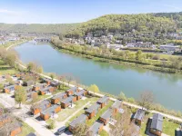 Tiny Haus Villa Sunrise am Kanal リーデンブルクのホテル