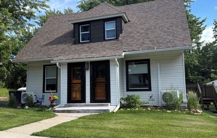 Historic downtown flat