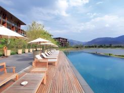 atta Lakeside Resort Suite
