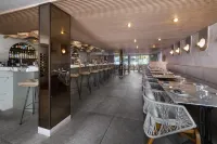 Bali Hotel Adults Only Isla Verde, a Trademark by Wyndham - breakfast