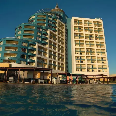 Enjoy Punta del Este Отели рядом с достопримечательностью «Пляж Манса»