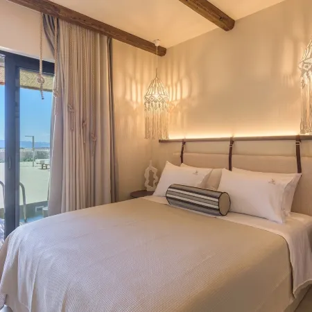 Zefyria Luxury Suites