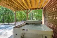 Ellijay Cabin Hot Tub, Mtn Views & Game Room - 3 stjerner