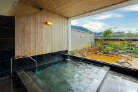Nagaragawa-Onsen Ishikin - con terme