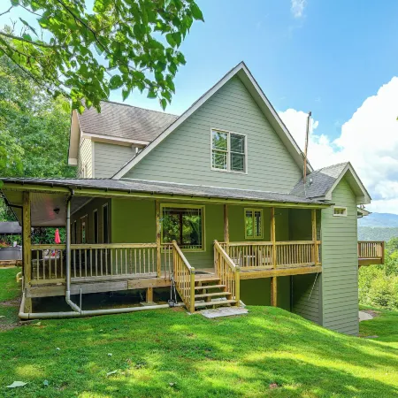 Hot Tub & Mtn Views: Beautiful Bryson City Home