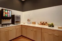 TownePlace Suites Cincinnati Airport South - petit déjeuner