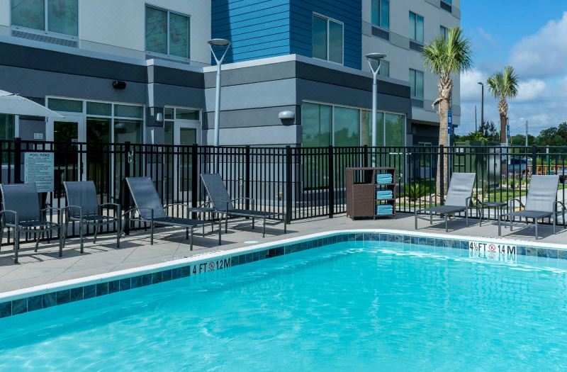 Fairfield Inn & Suites Savannah I-95 North photo 2