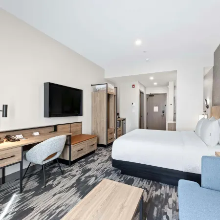 Sandman Signature Dallas Las Colinas Hotel & Suites