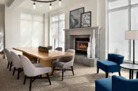 Hilton Garden Inn Fort Wayne - parking