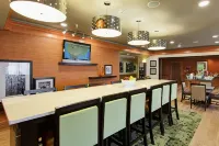 Hampton Inn & Suites Fremont - 2-Star