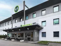 B&B HOTEL Wiesbaden-Ost - parking
