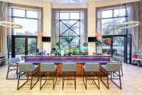 Hampton Inn & Suites Newark-Harrison-Riverwalk - bar