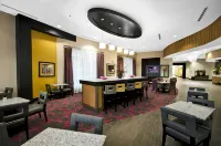 Hampton Inn & Suites Raleigh Downtown - 2 stelle