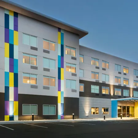 Tru by Hilton Harbison Columbia