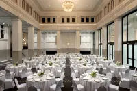 The Central Station Memphis, Curio Collection by Hilton - 조식 운영