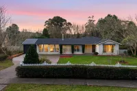 Casa Cypress, Home Near Bowral With Garden and BBQ - Apartments