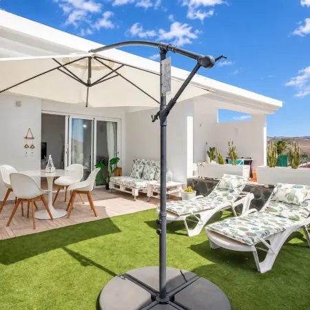 GuestReady - Aguila Beachfront Apartment