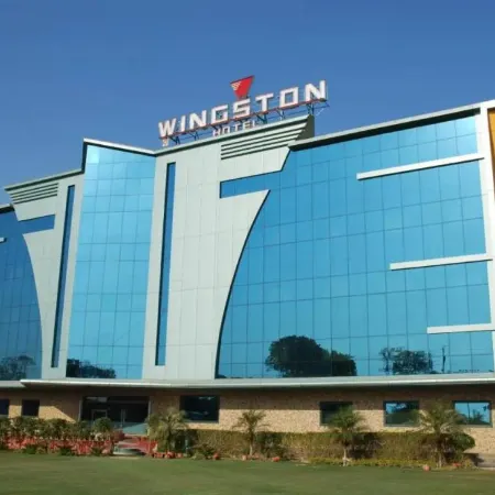Wingston A TreeHouse Hotel, Mathura