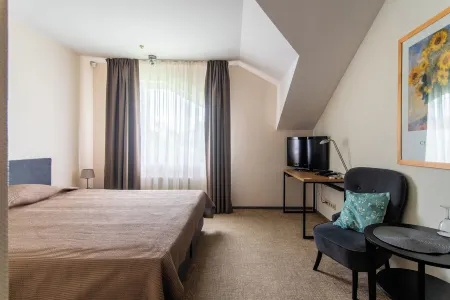 Amicus Hotel
