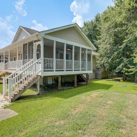 3 Mi to Assateague Beach! Home w/ Furnished Deck