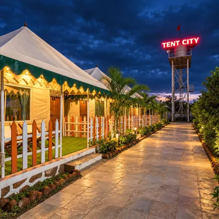 The Royal Heritage Tent Resort