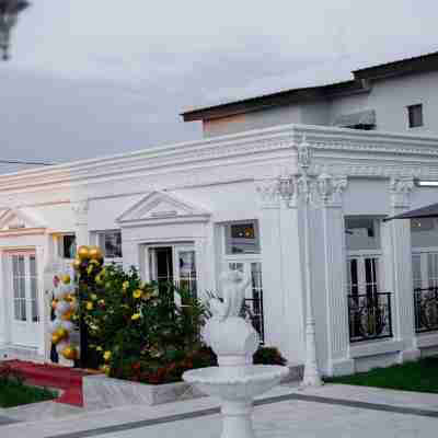 Hôtel Chateau Blanc Hotel Exterior