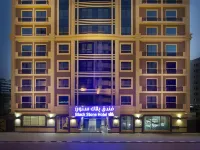Pearl Swiss Hotel - Parkplatz
