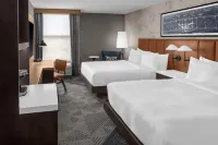 DoubleTree by Hilton Dayton Fairborn - Parkplatz