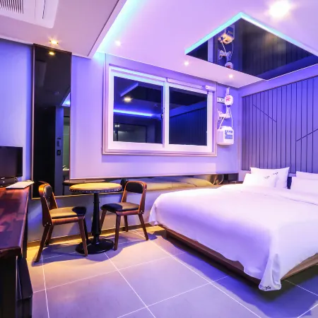 Jinju Hotel Hot