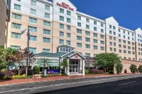 Hilton Garden Inn New Orleans Convention Center - parcheggio