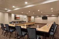 Hampton Inn & Suites Clayton/St. Louis-Galleria Area - Parking