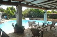 Villa "lanthana", molto accogliente, confortevole su 2 piani, indipendente