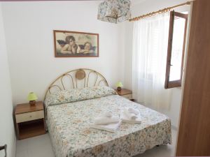 Two Room Apartment Near the Beach 1