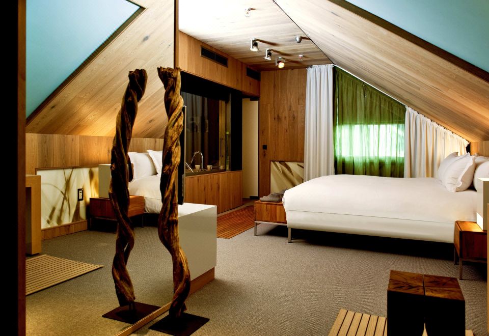 Sofitel Munich Bayerpost HotelOver view