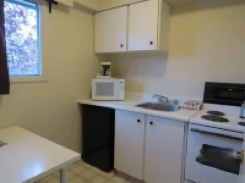 Imperial Motel Hotels in 100 Mile House