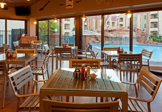 5. 홀리데이 인 클..