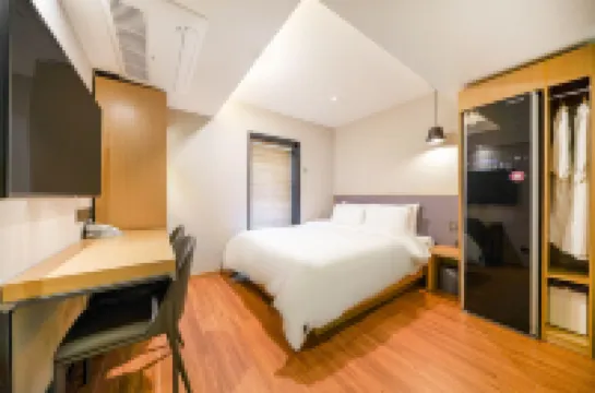 Lala Vianco Business Hotel