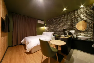Indeokwon Wol Hotels in Anyang