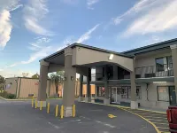 Travelers Inn