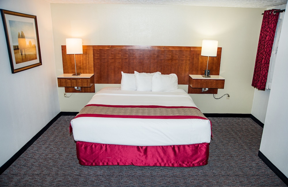 Ramada by Wyndham Cedar City