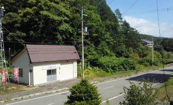 10 Min from Bus Stop You Can Enjoy Hot Spring