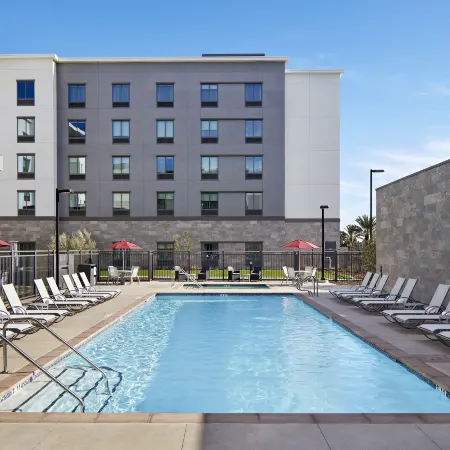 Homewood Suites by Hilton Long Beach Airport