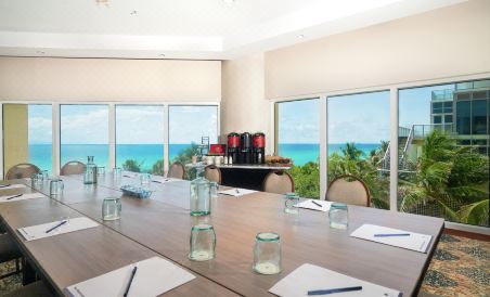 DoubleTree Resort & Spa by Hilton Hotel Ocean Point - North Miami Beach - Housity